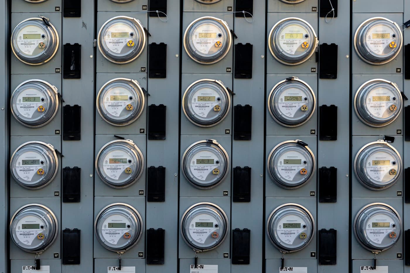 Understanding Net Metering in Bangladesh: A Homeowner's Guide